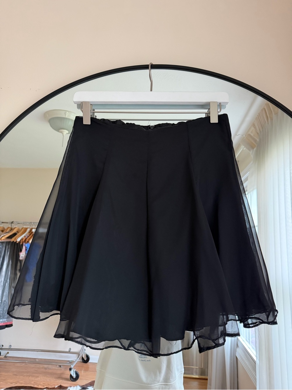 Vintage High Rise Black Ruffle Shorts Size M
